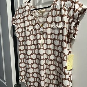 Soft blouse cream & brown Can be worn for work. Lightweight and comfortable